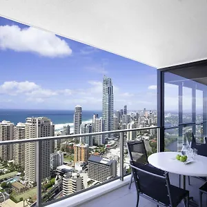 Mantra Circle On Cavill Aparthotel Gold Coast